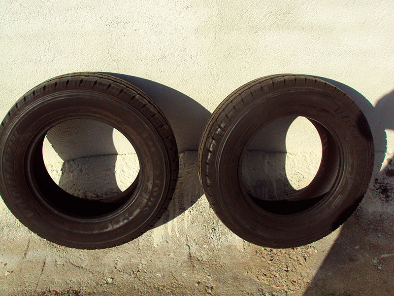 Detalle neumático dos